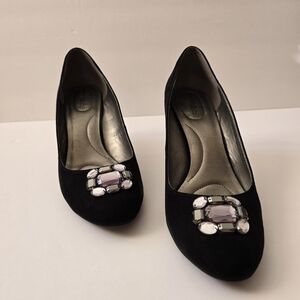 Bandolino Women’s Black Pumps Round Toe Covered Heels Clear Rhinestone